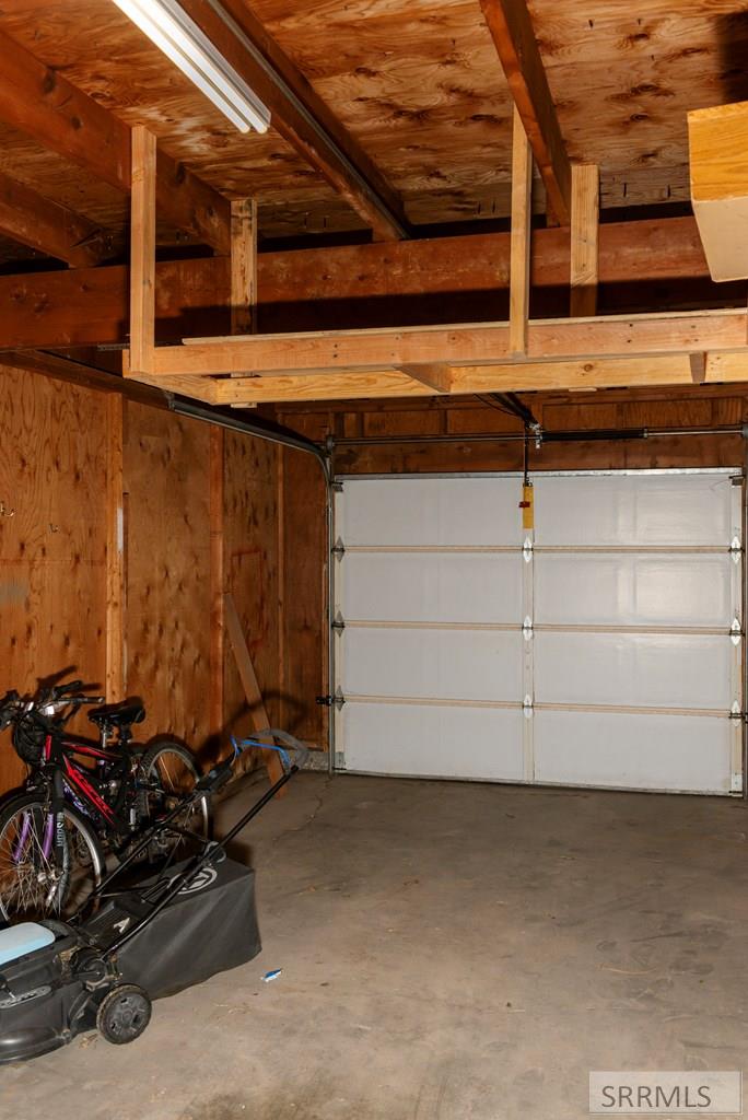 220 N Fanning Avenue # 33 Property Photo 26
