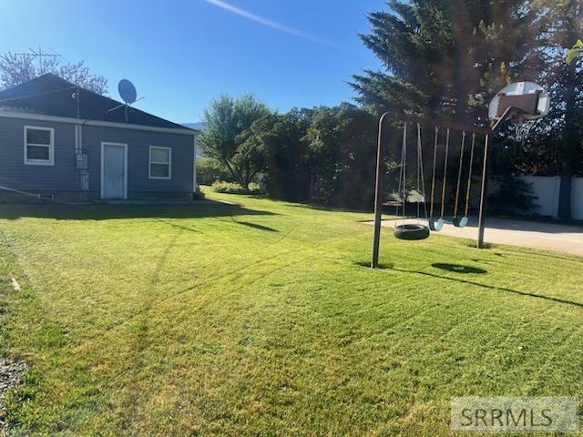 906 S Main Street Property Photo 9