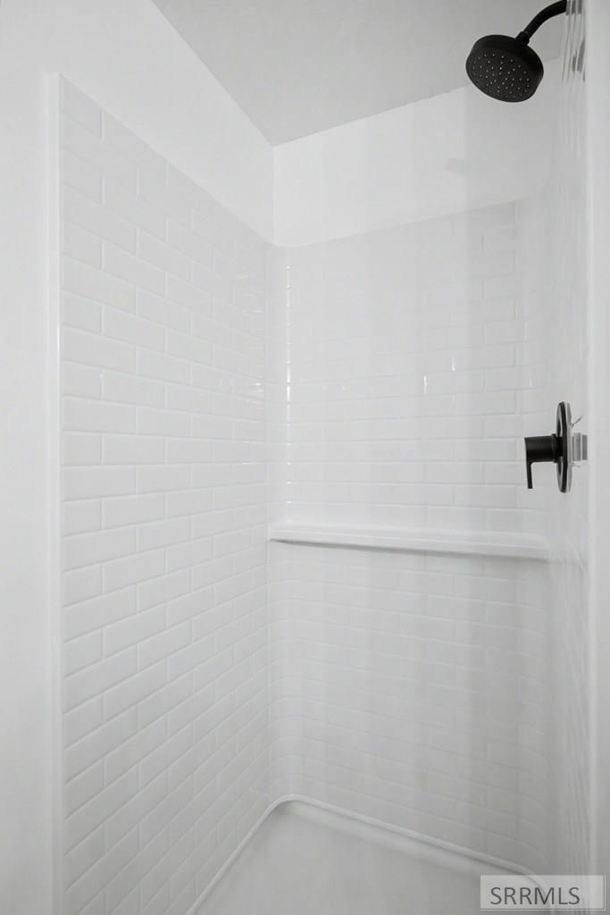 2041 Monticello Drive Property Photo 47