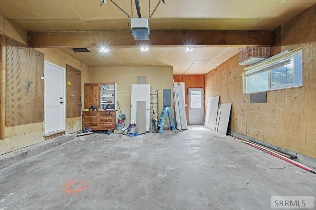 2041 Monticello Drive Property Photo 54