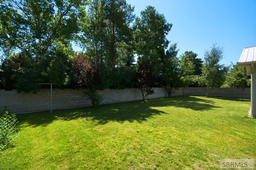 2041 Monticello Drive Property Photo 62