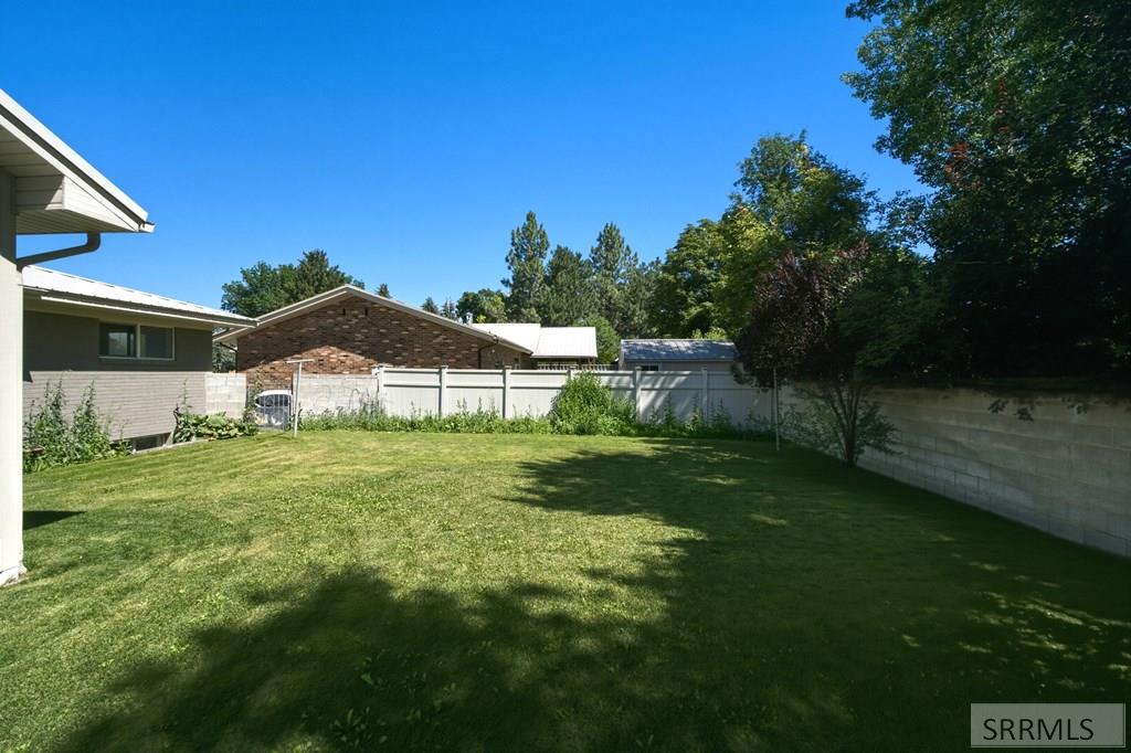 2041 Monticello Drive Property Photo 64