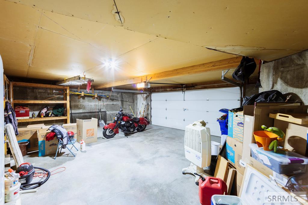2255 E Greenbrier Drive Property Photo 63