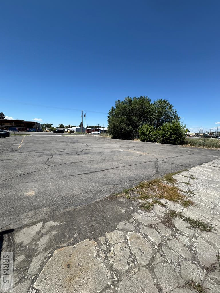 Tbd N 2nd W Property Photo 5