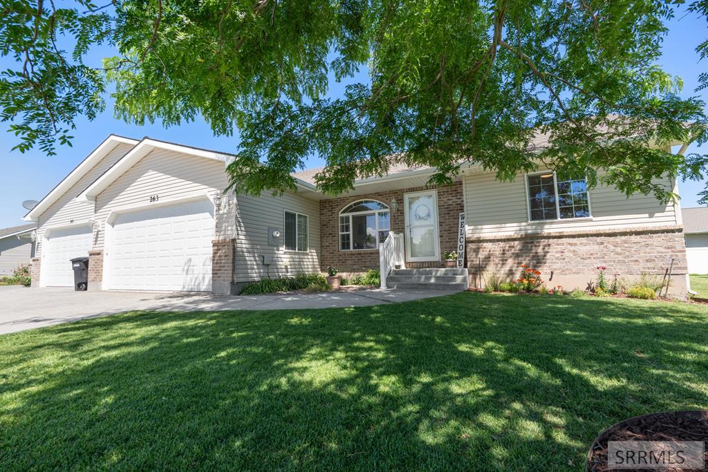 263 S Bridger Drive Property Photo 1