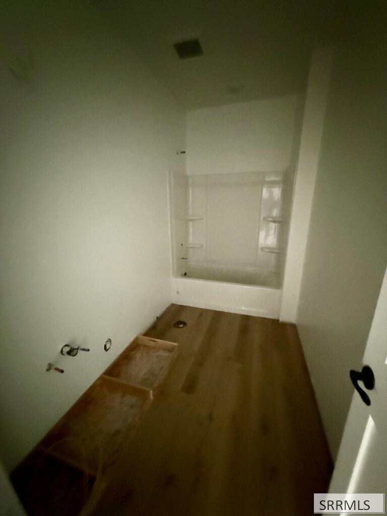 32 E Cedar Street Property Photo 10