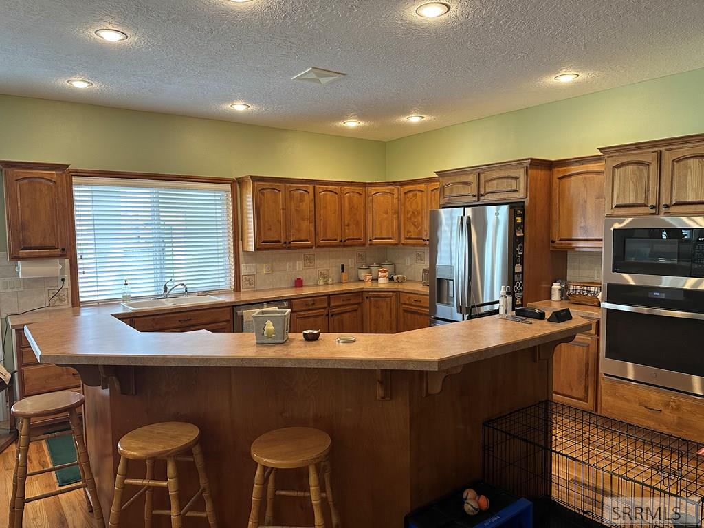 499 Pebble Lane Property Photo 4
