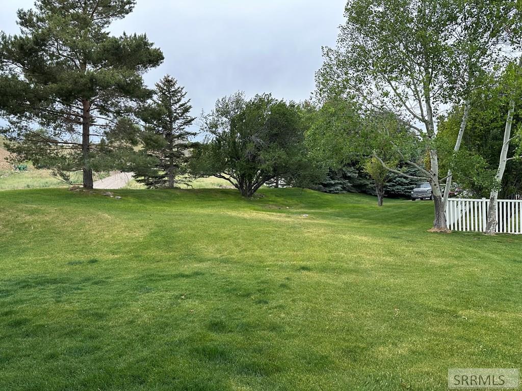 499 Pebble Lane Property Photo 17