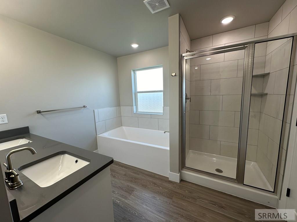 5540 Trueman St # B Property Photo 11