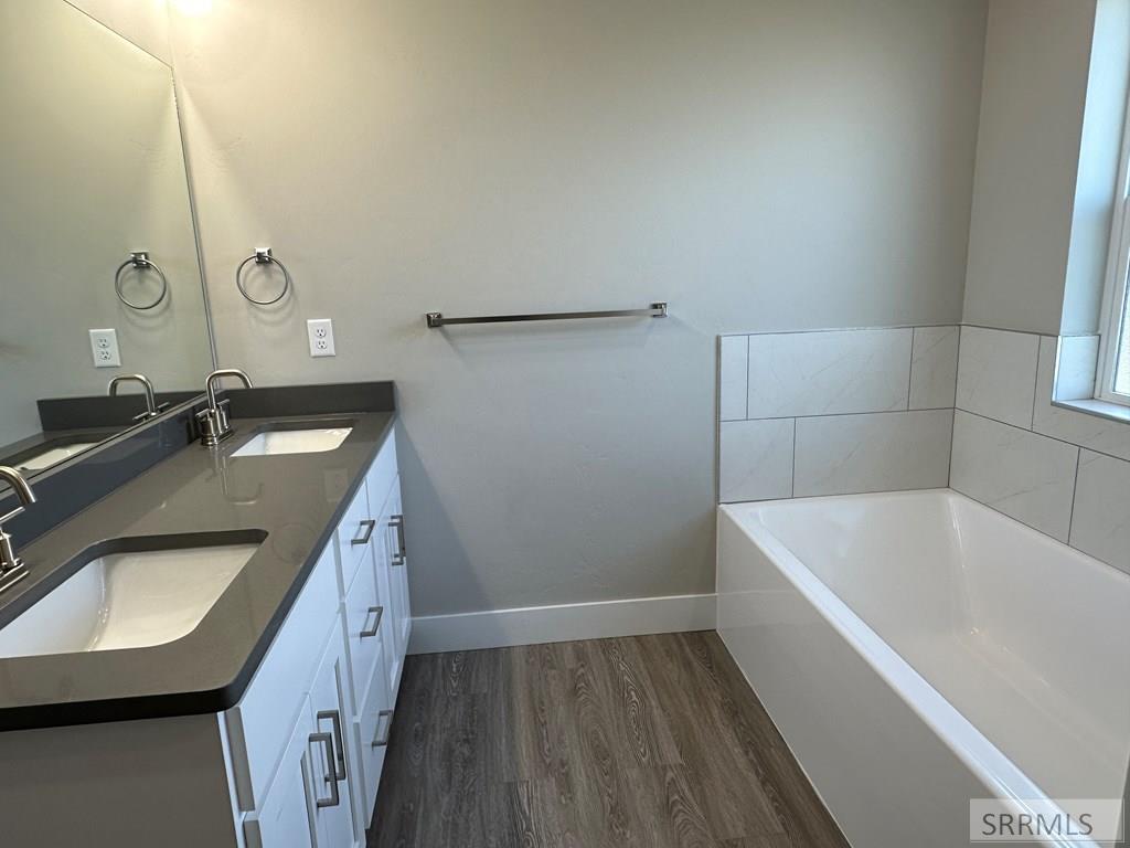 5540 Trueman St # B Property Photo 12