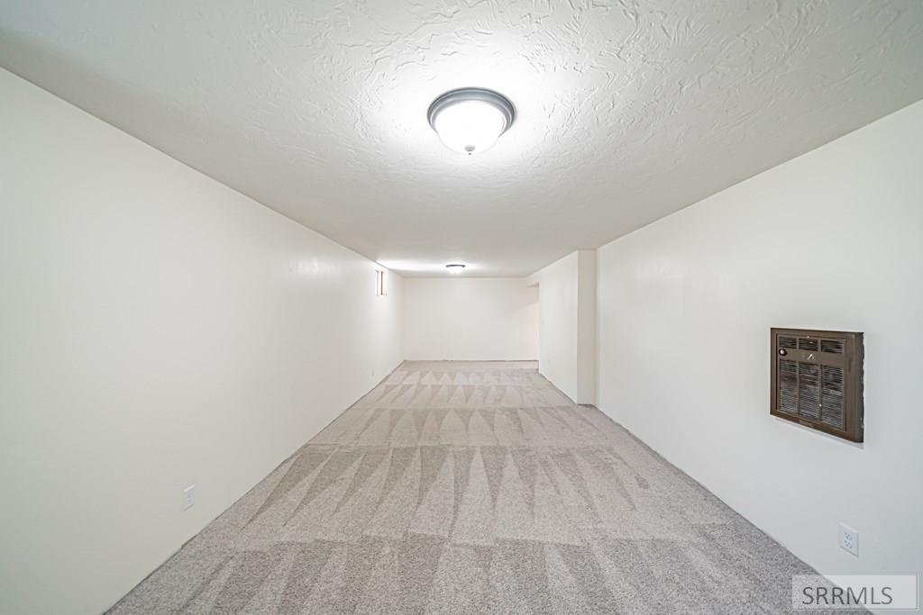 231 Meadowlark Drive Property Photo 32