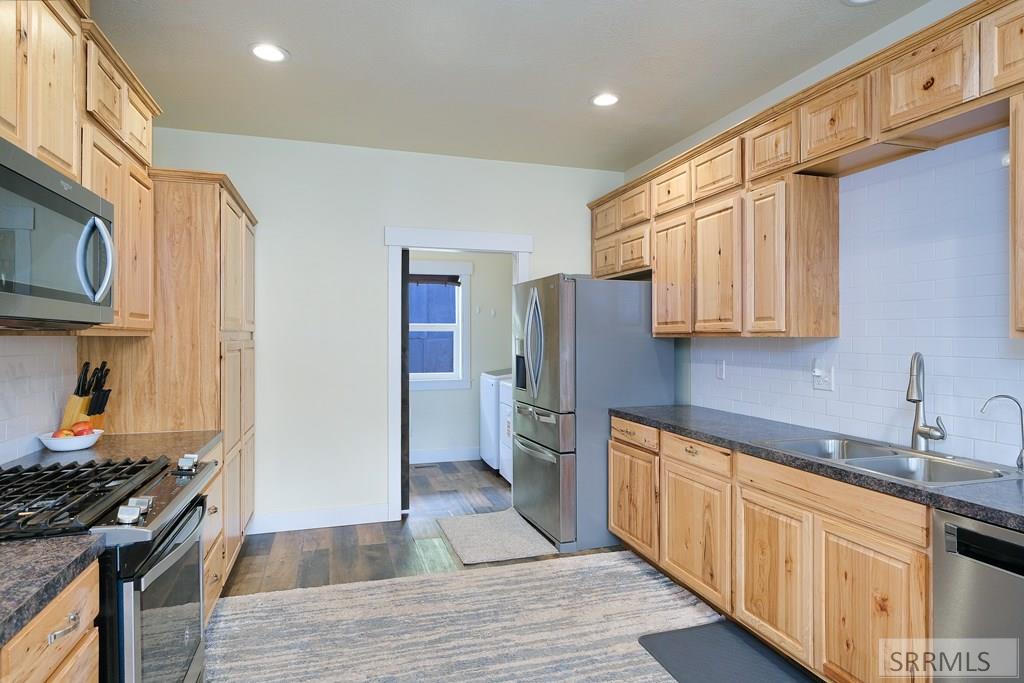 251 Palisades Park Road Property Photo 6