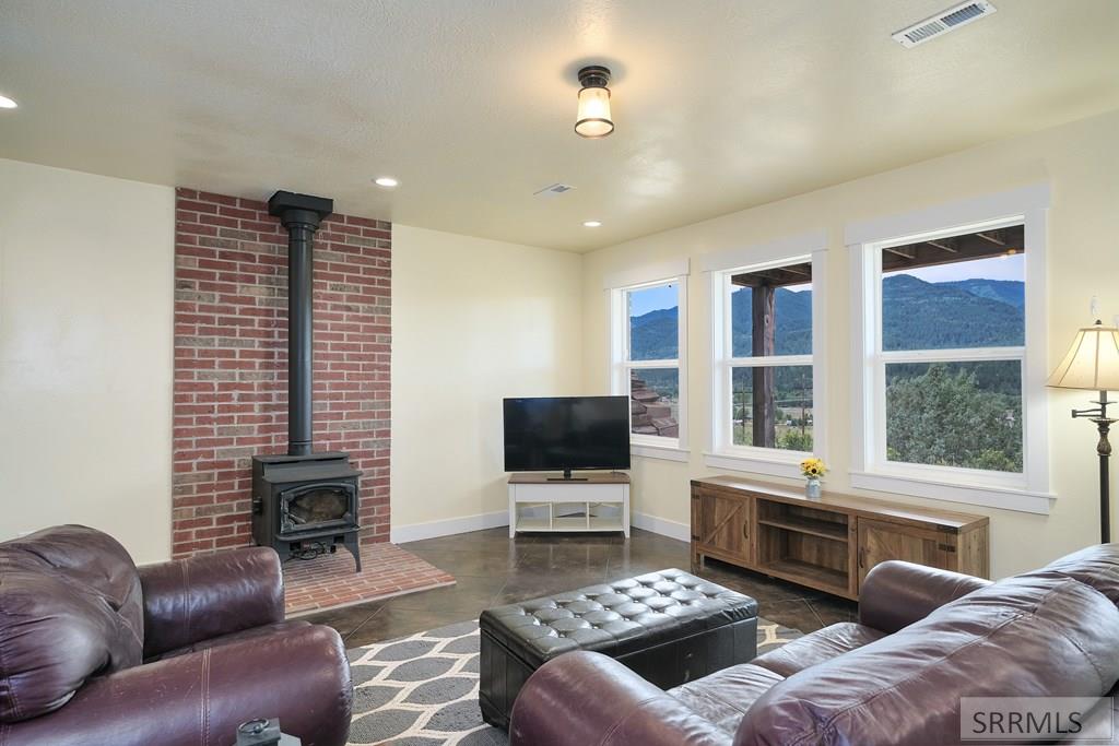 251 Palisades Park Road Property Photo 13
