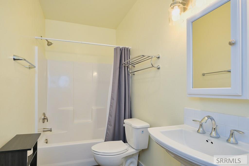 251 Palisades Park Road Property Photo 15