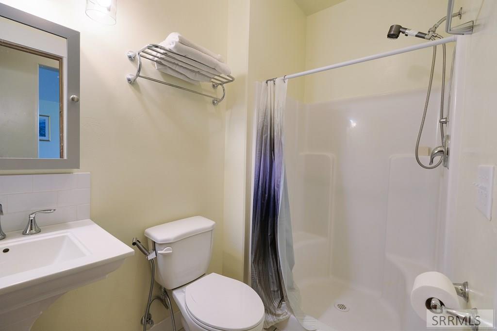 251 Palisades Park Road Property Photo 21
