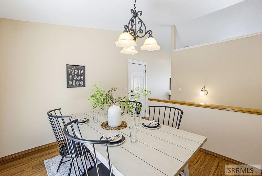 1184 Shadow Mountain Court Property Photo 22