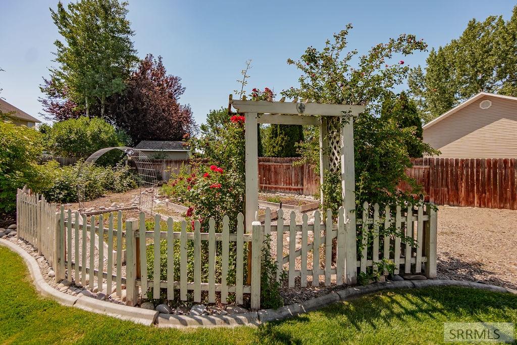 1184 Shadow Mountain Court Property Photo 83