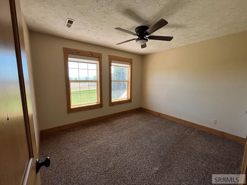 1984 E 183 N Property Photo 58