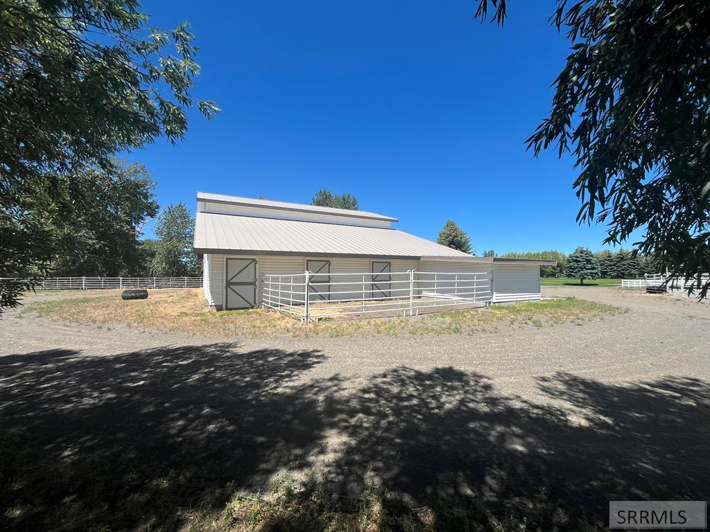 1984 E 183 N Property Photo 78