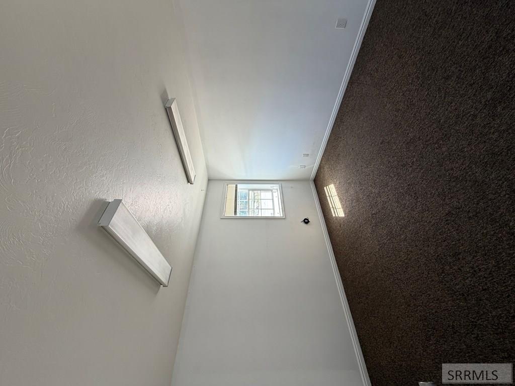 1664 Woodruff Park Property Photo 8