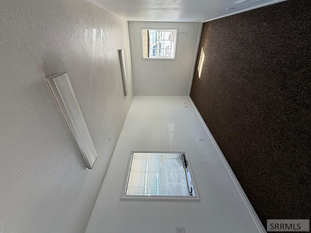 1664 Woodruff Park Property Photo 9
