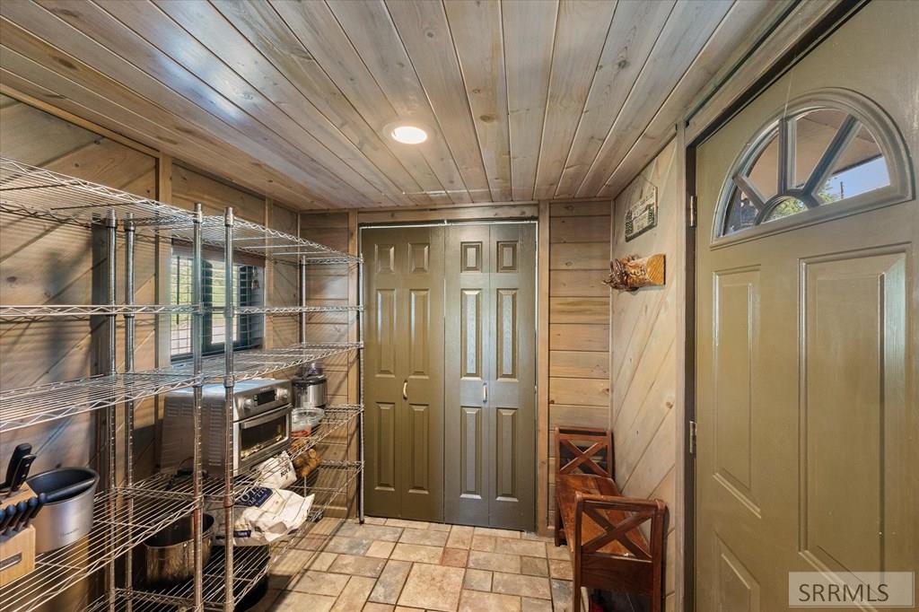 189 Lemhi Road Property Photo 21