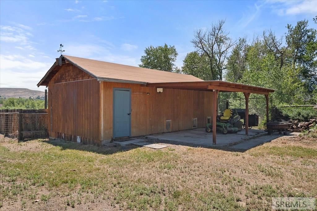 189 Lemhi Road Property Photo 34