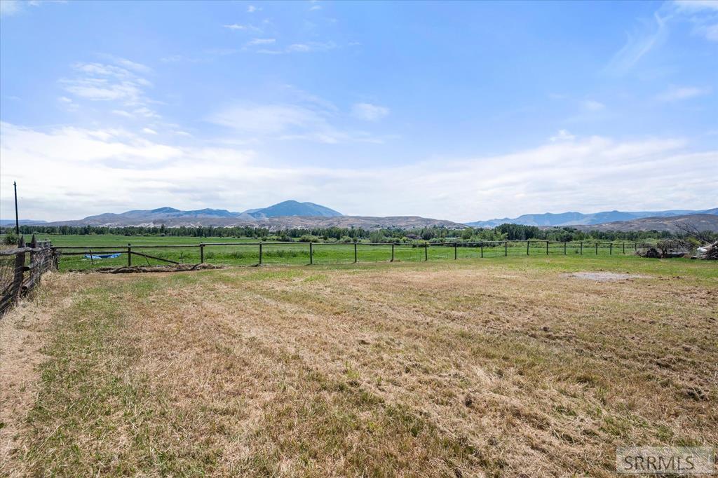 189 Lemhi Road Property Photo 41