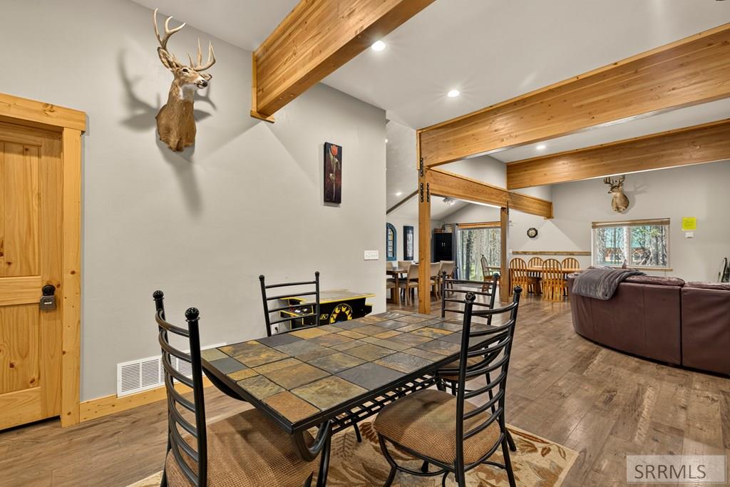 4111 Huckleberry Lane Property Photo 14
