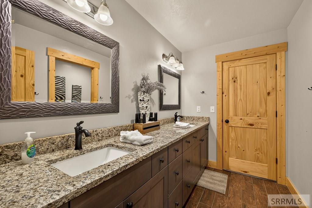 4111 Huckleberry Lane Property Photo 46