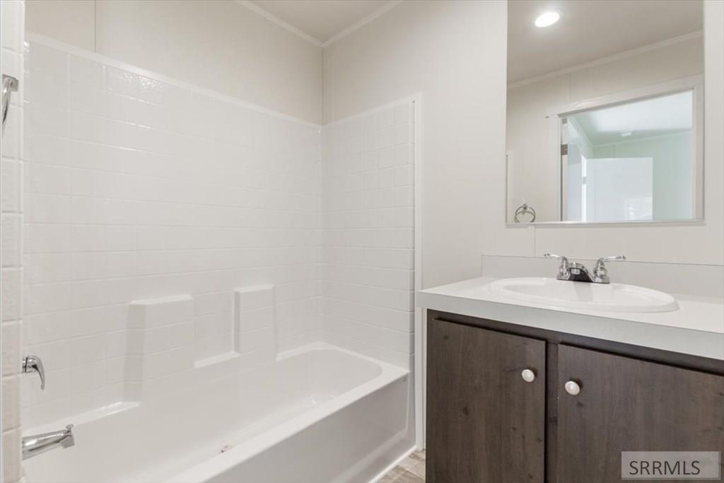850 Parkway Drive # 35 Property Photo 8