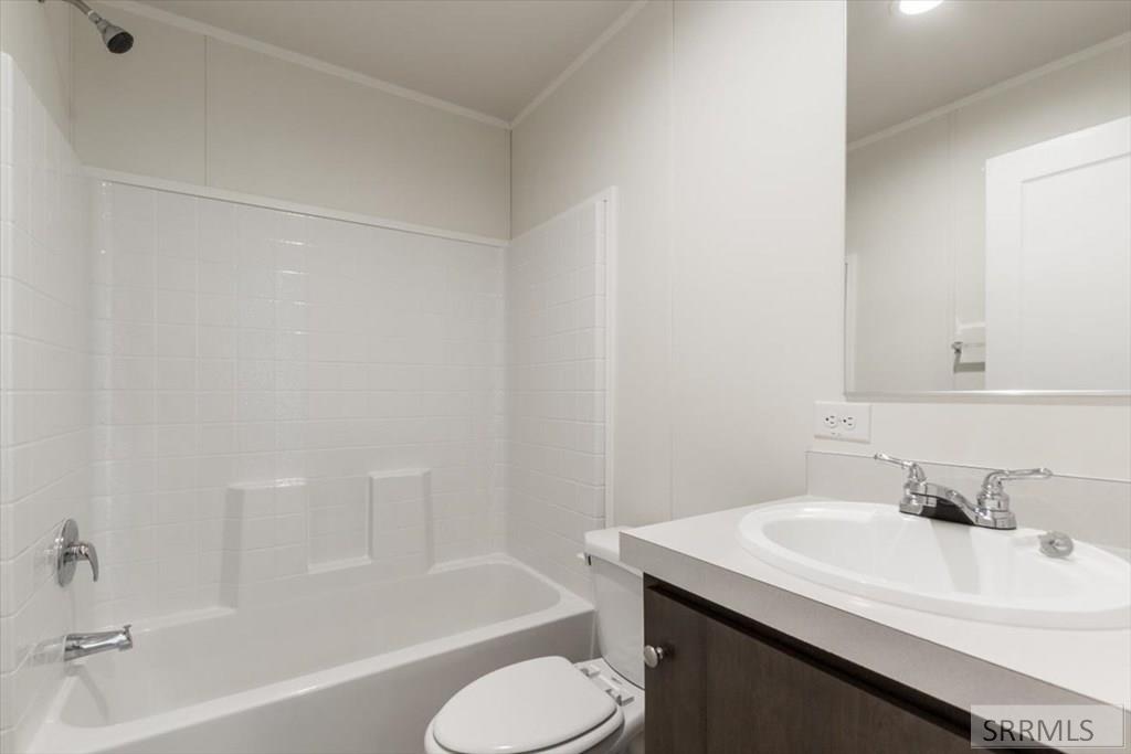 850 Parkway Drive # 35 Property Photo 11