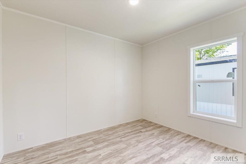 850 Parkway Drive # 35 Property Photo 12