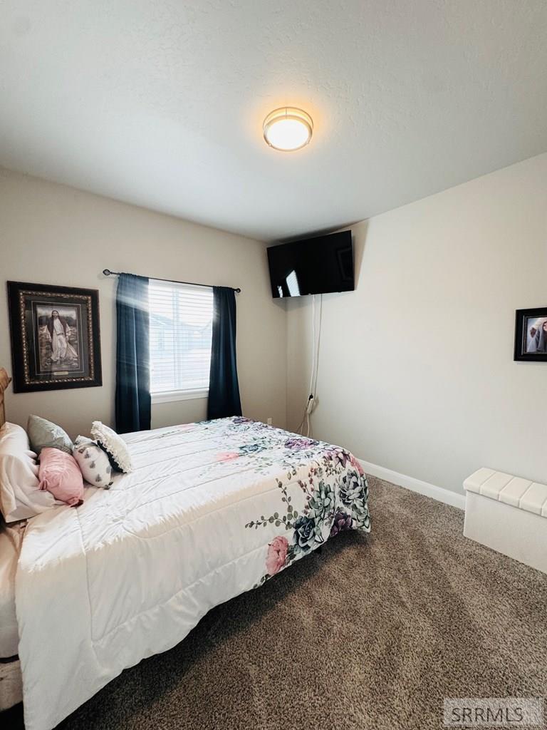 1158 Dolostone Property Photo 9