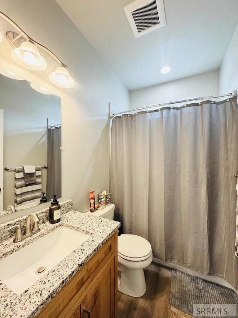1158 Dolostone Property Photo 11