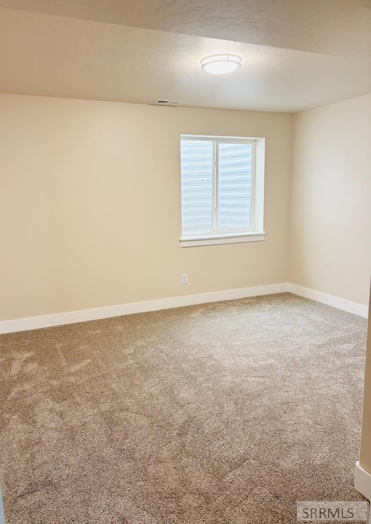 1158 Dolostone Property Photo 23