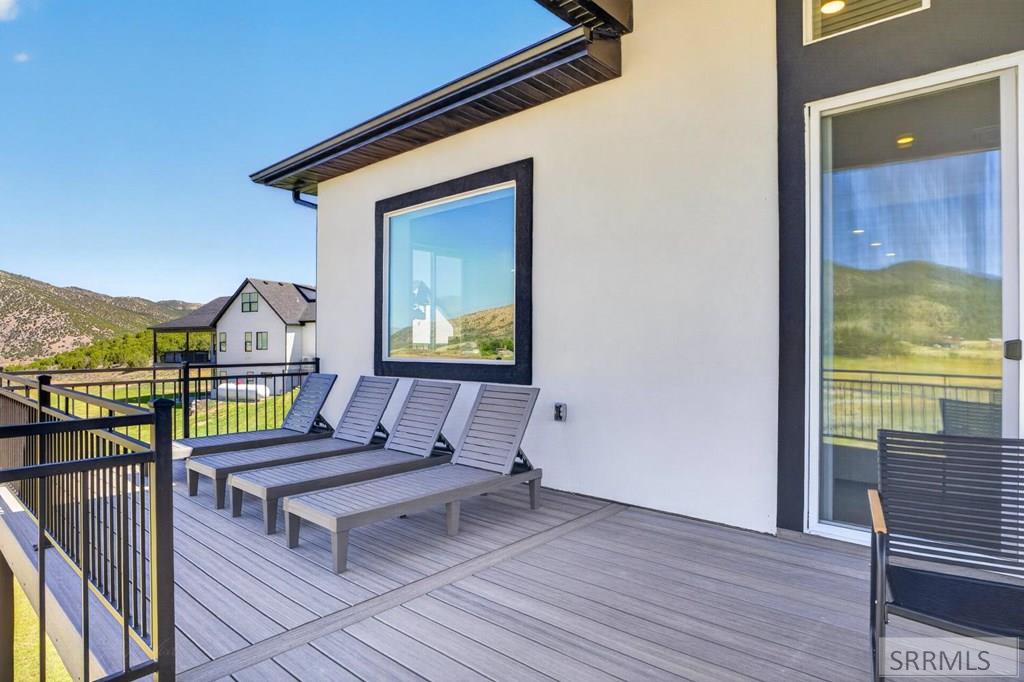 9675 Violet Way Property Photo 11