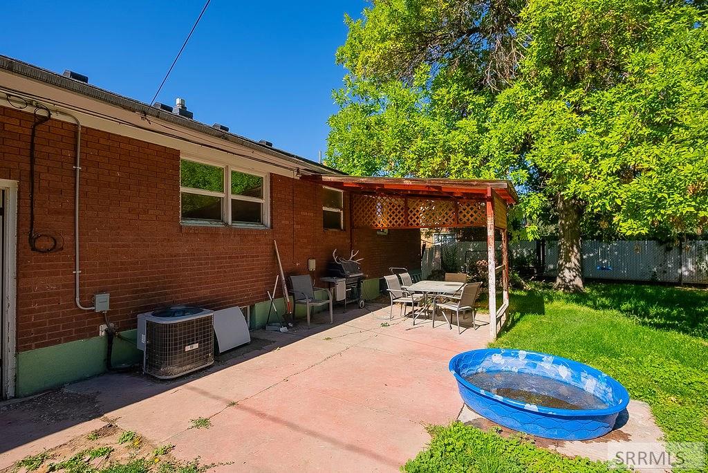 634 W Pine Street Property Photo 26
