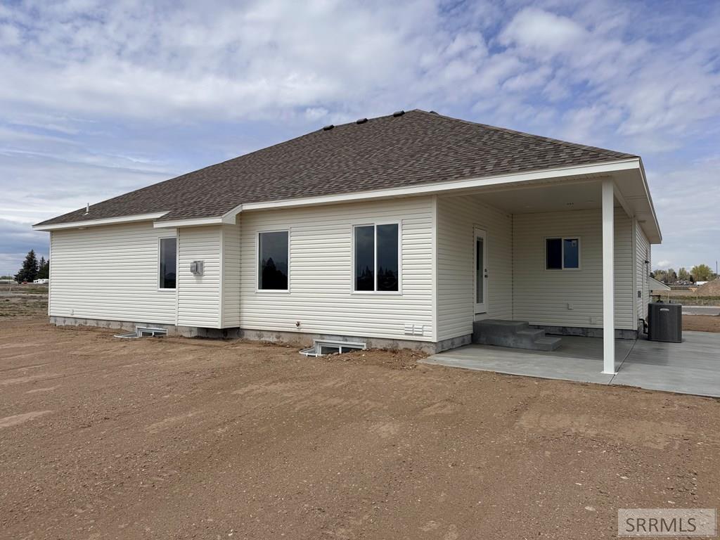 360 Meadow Walk Dr Property Photo 33