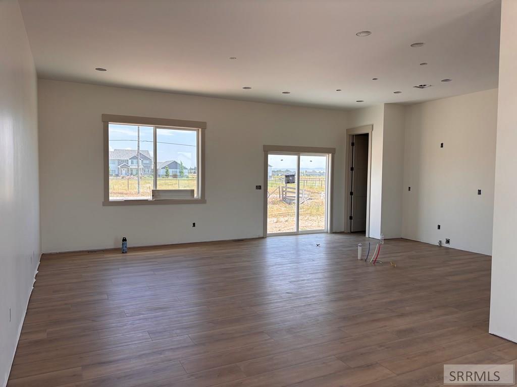 32 N Currant Lane Property Photo 8