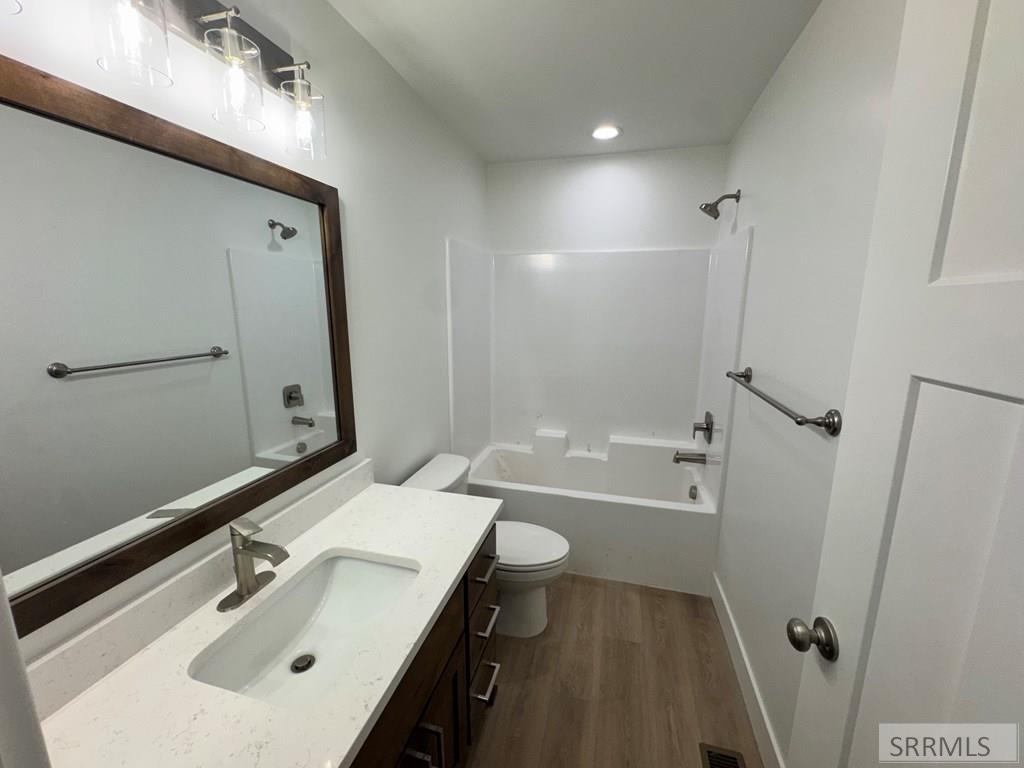 387 Wind River Drive Property Photo 5