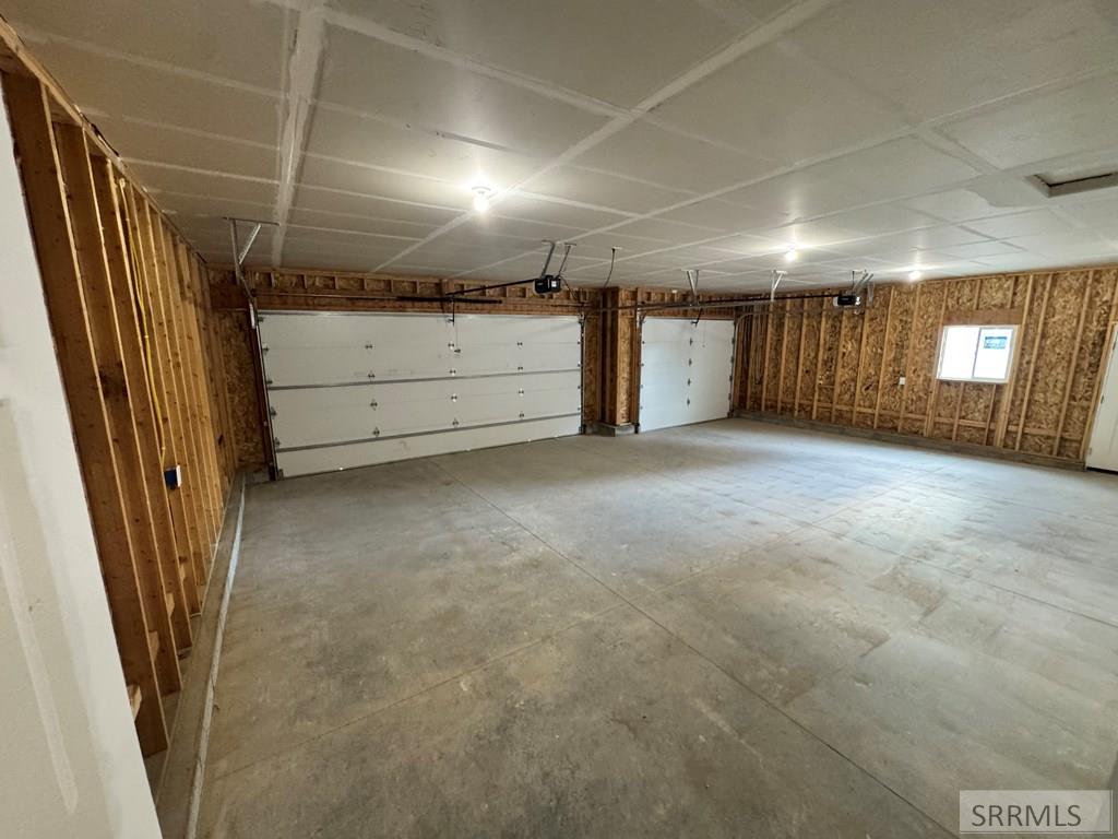 387 Wind River Drive Property Photo 9