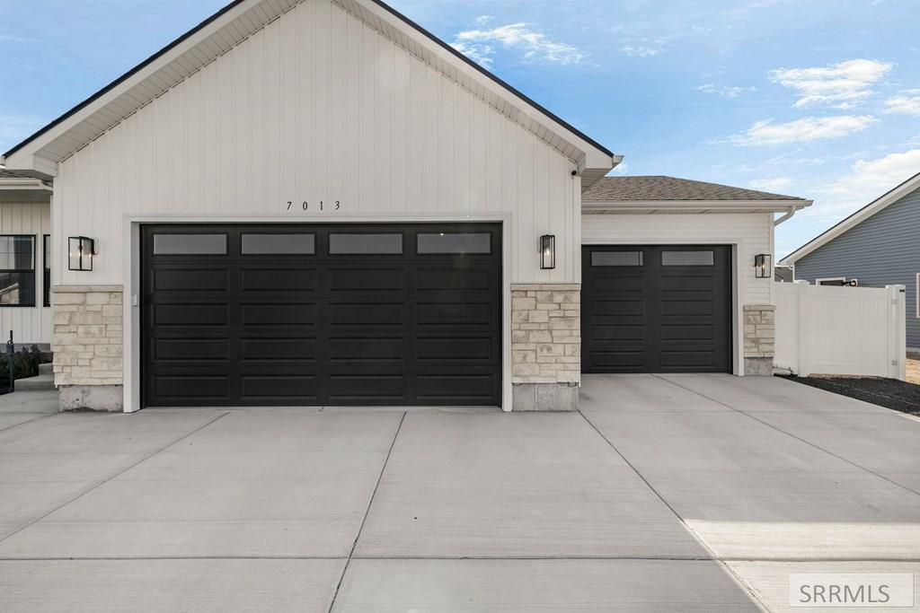 7013 Crispin Dr Property Photo 4