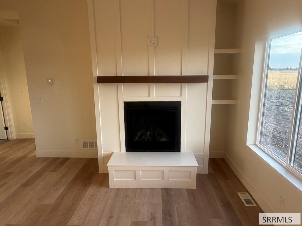 275 N 2340 E Property Photo 21
