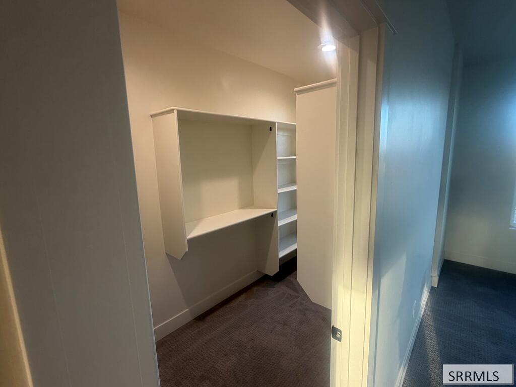 275 N 2340 E Property Photo 22