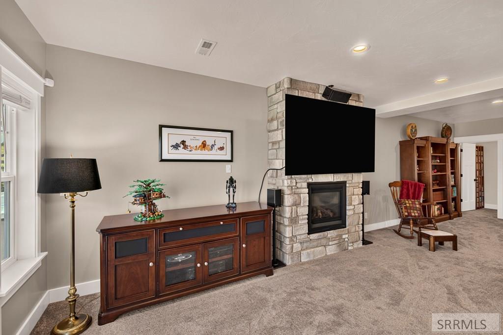 3237 S Chartwell Gardens Property Photo 38