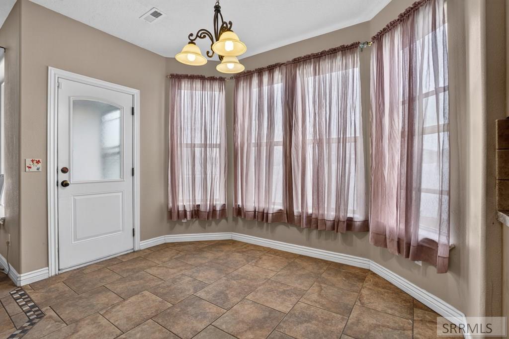 4520 Hershey Loop Property Photo 18