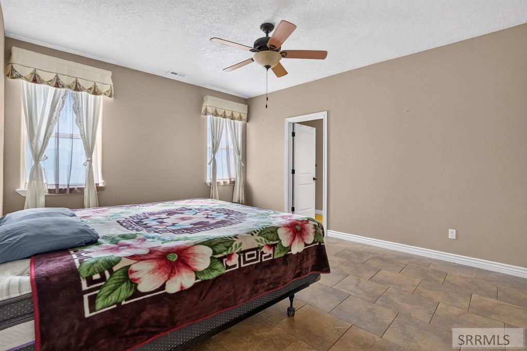 4520 Hershey Loop Property Photo 22