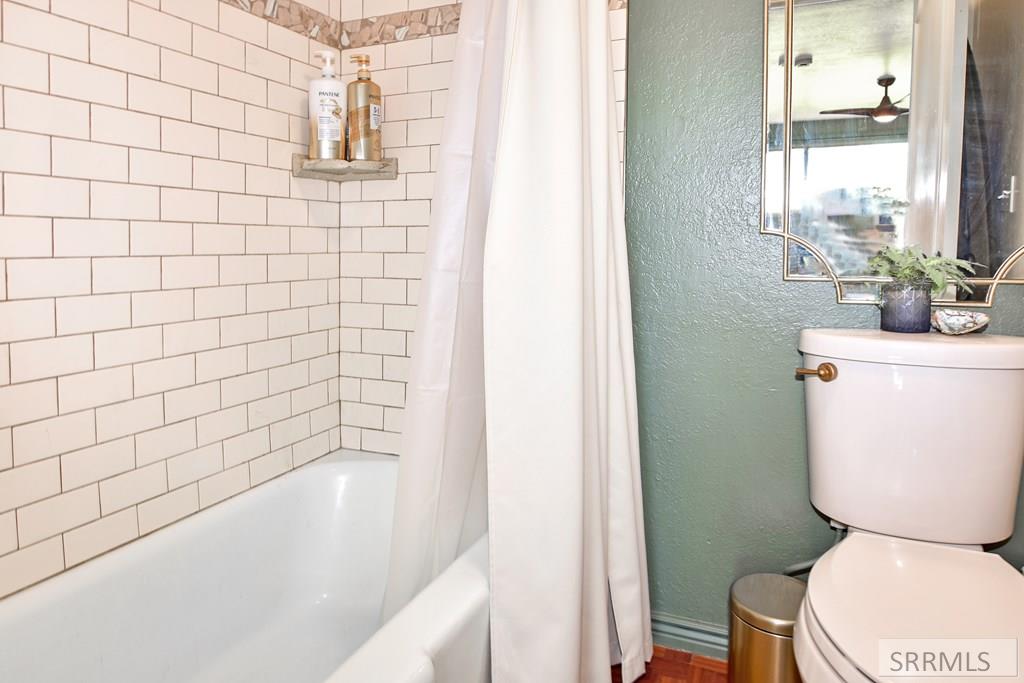 23274 S 8th E Property Photo 22