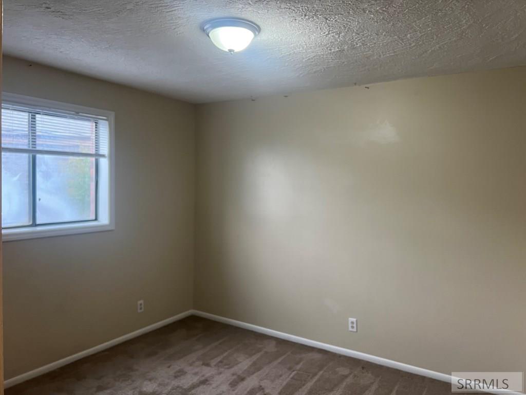 601 John Adams Court Property Photo 5